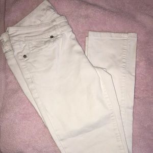 The Limited 678 White Skinny Jeans